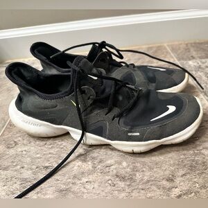 Nike Black and Green Sneakers